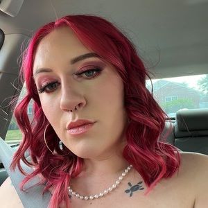 Meet your Posher, Savannah